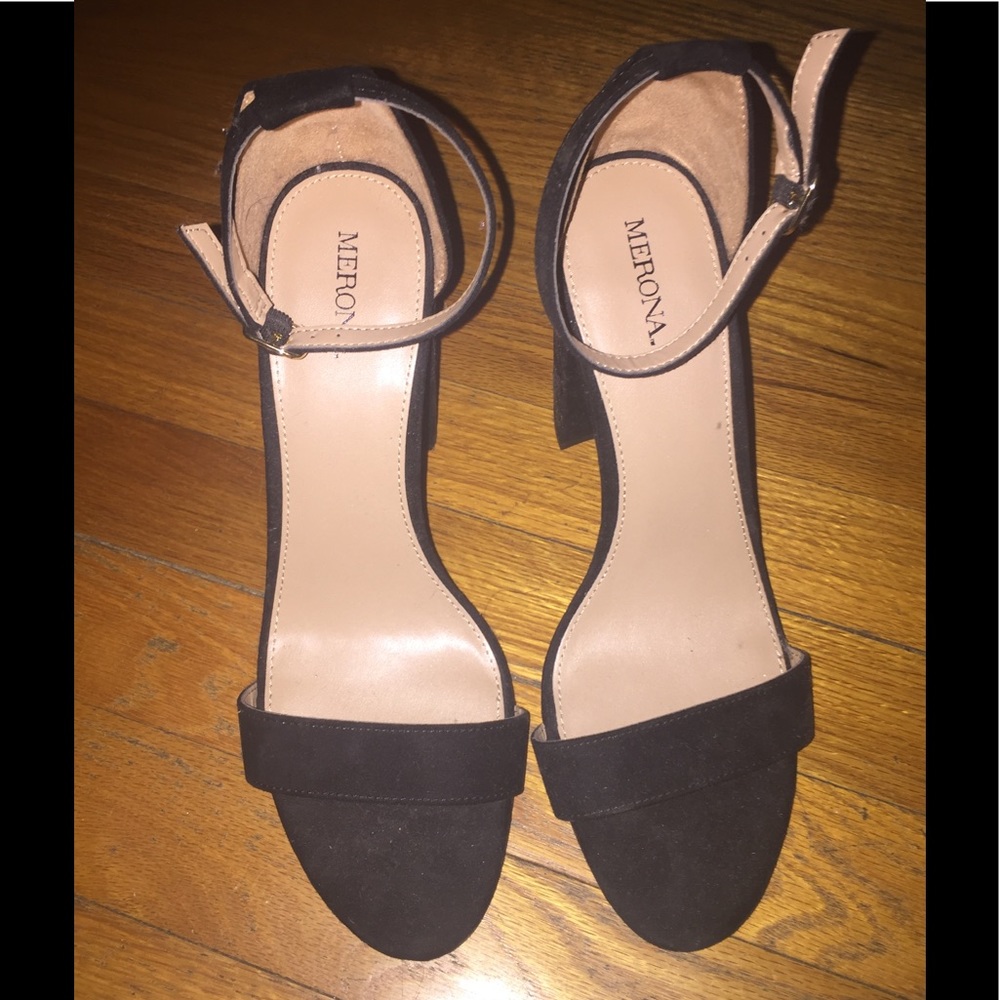 Suede dress shoes with block heel